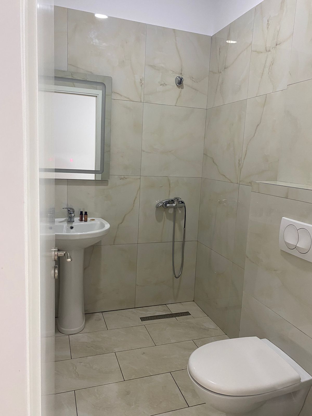 Hotel "Skura" Librazhd