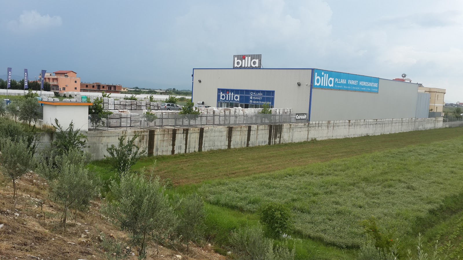 Billa Lushnjë