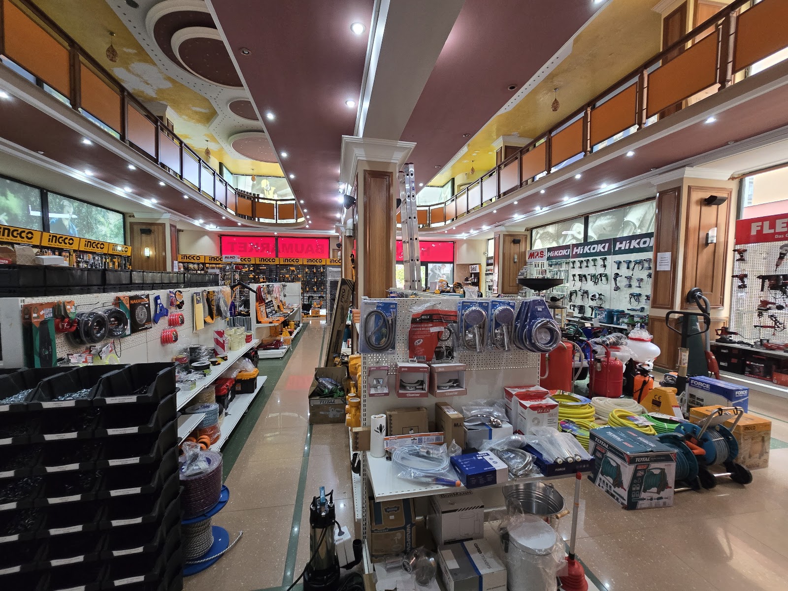 BauMarket Lushnjë