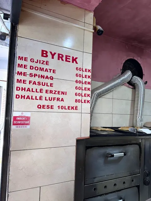 Byrektore Albani