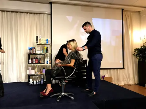 Sallon Arbi Lushnjë