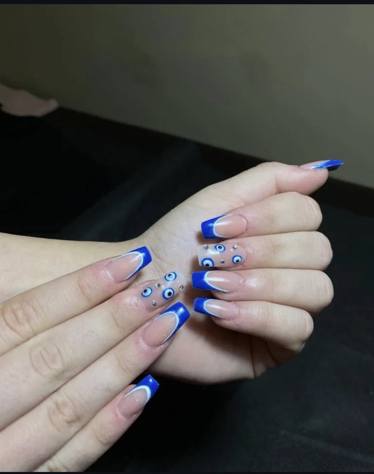 Parukeri Salon Rovi