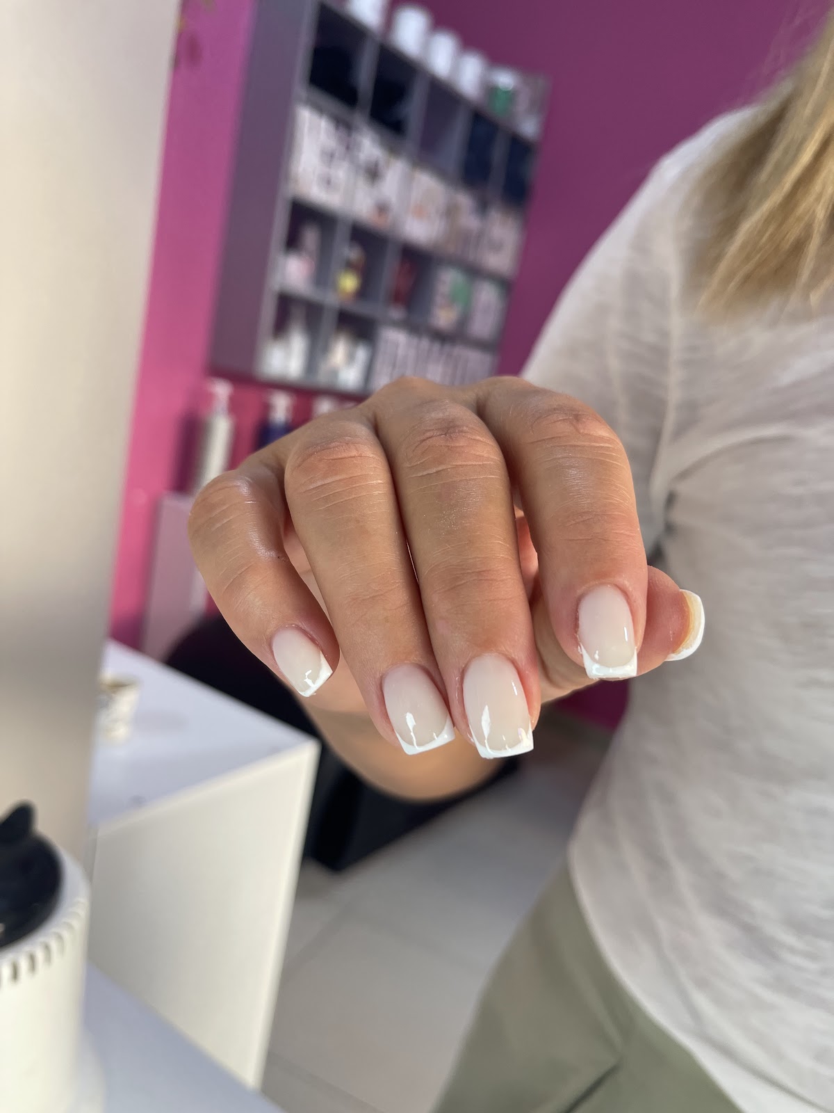 Parukeri Salon Rovi