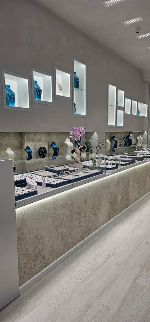 Auroom by Ajsberg - Jewelry Store