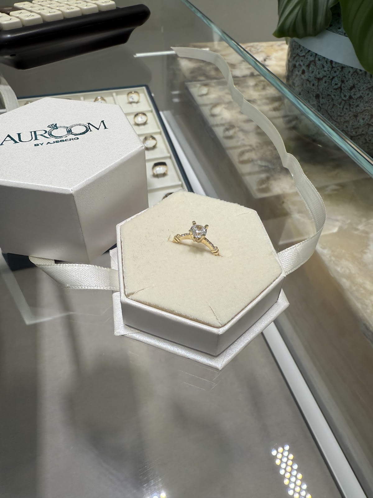 Auroom by Ajsberg - Jewelry Store