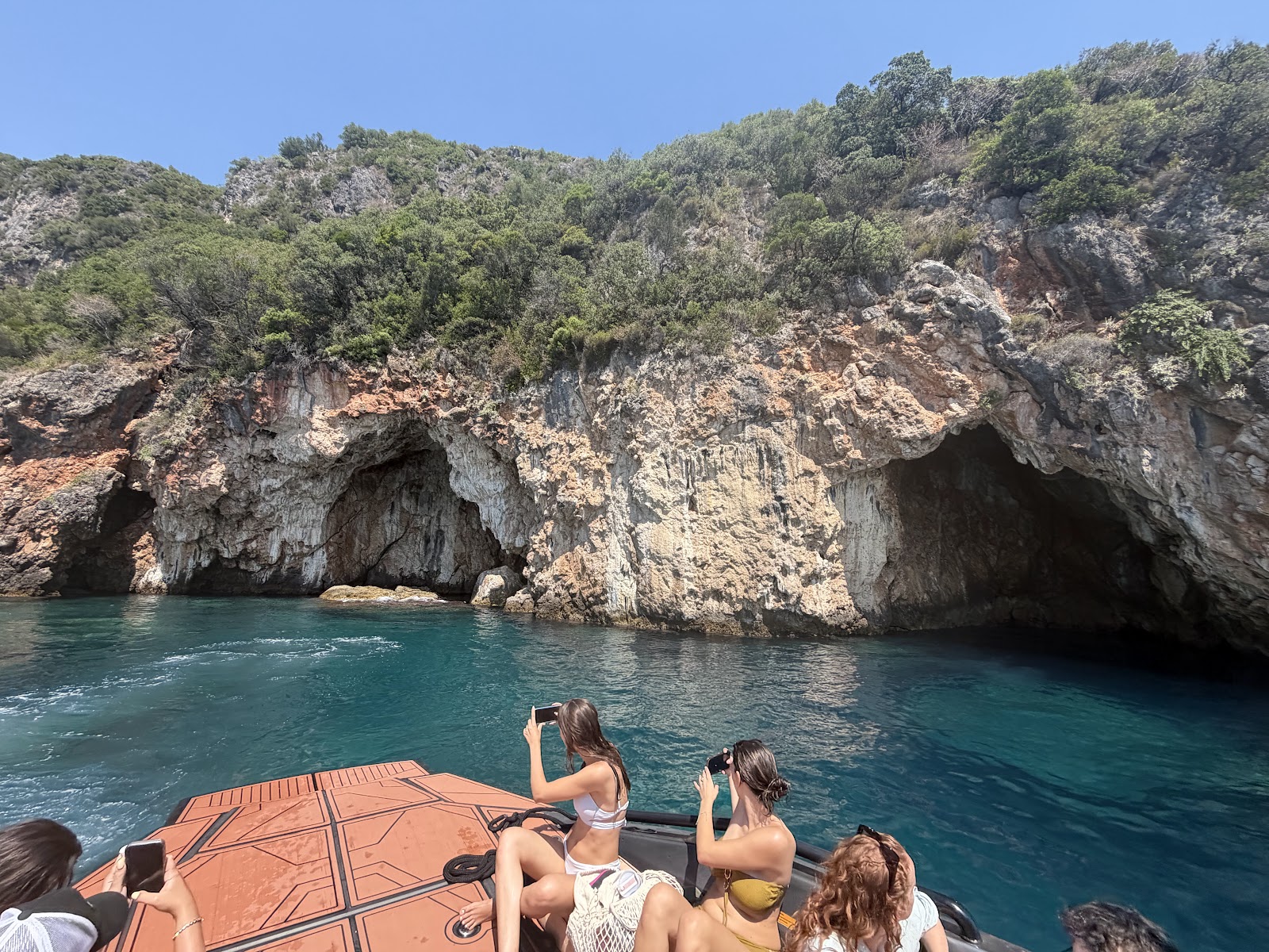 Himara Seas The Day