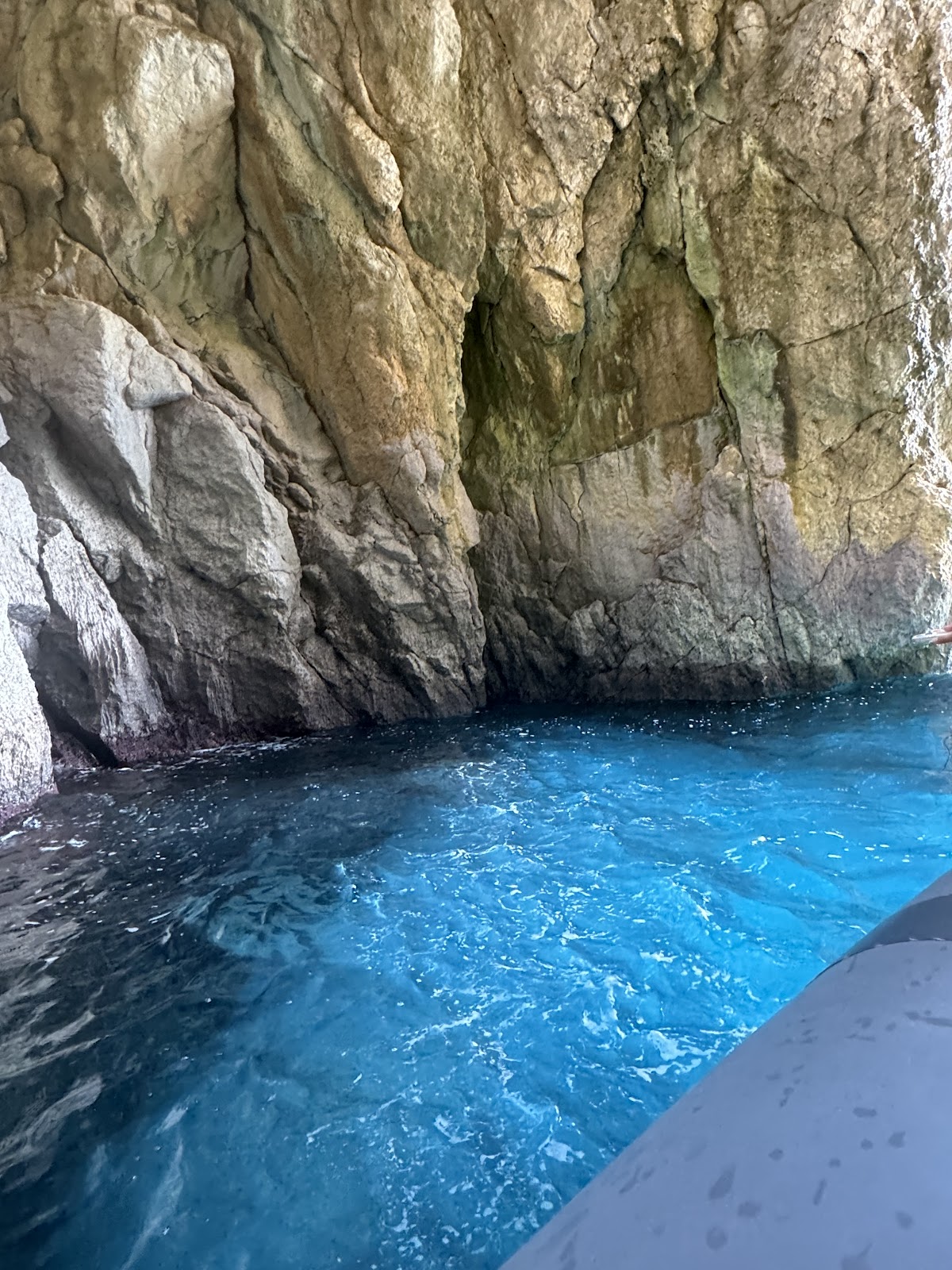 Sea Breeze Boat Tours - Himara's #1 Choice