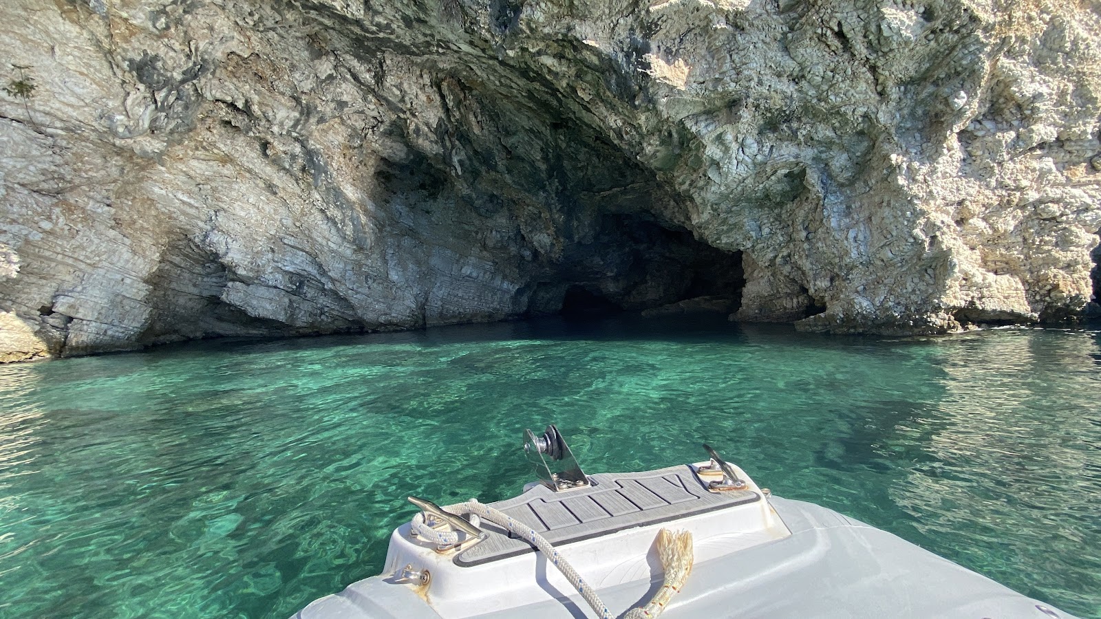 Sea Breeze Boat Tours - Himara's #1 Choice