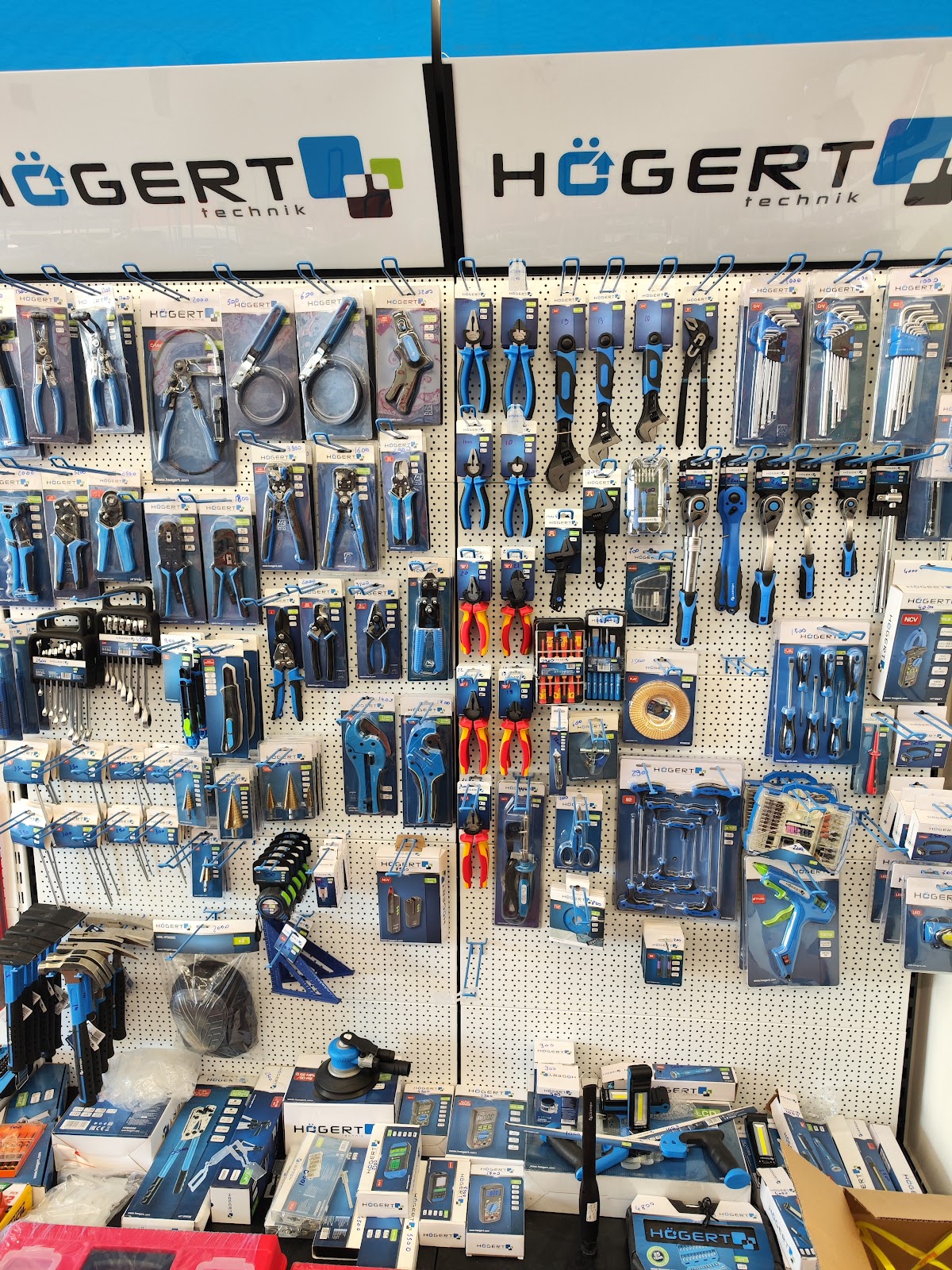 Gjana Tools Market