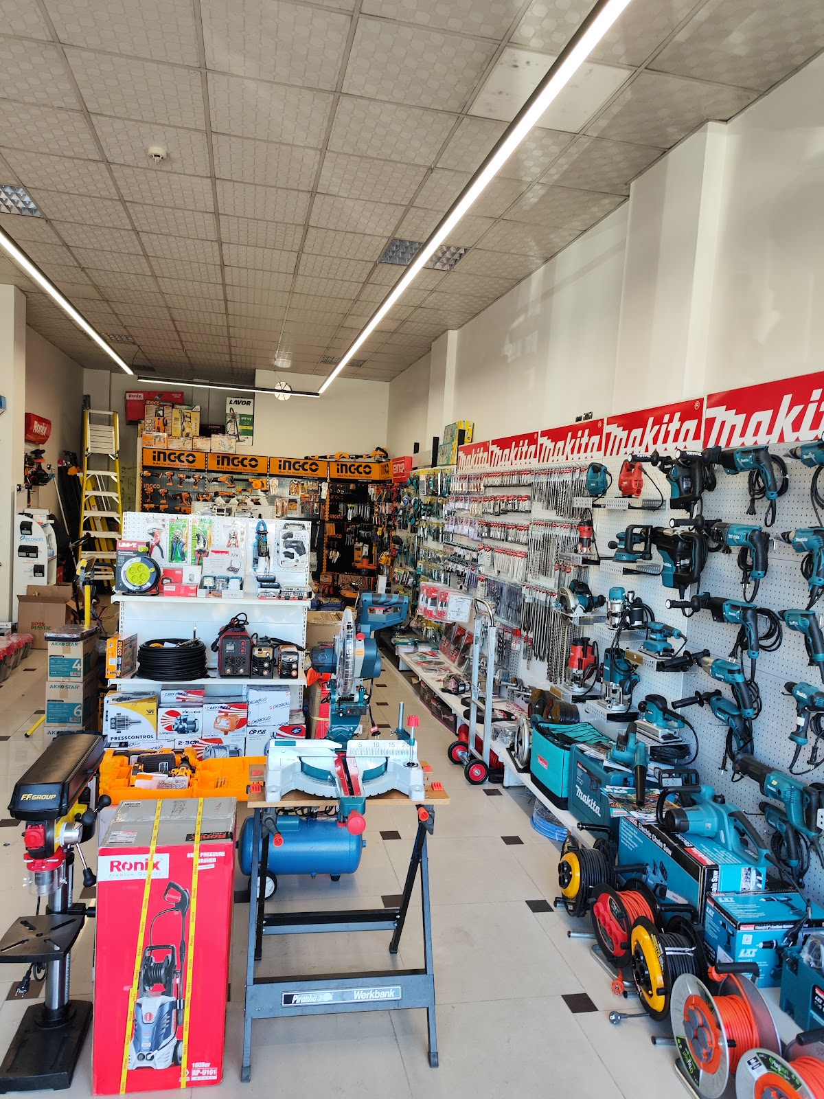 Gjana Tools Market