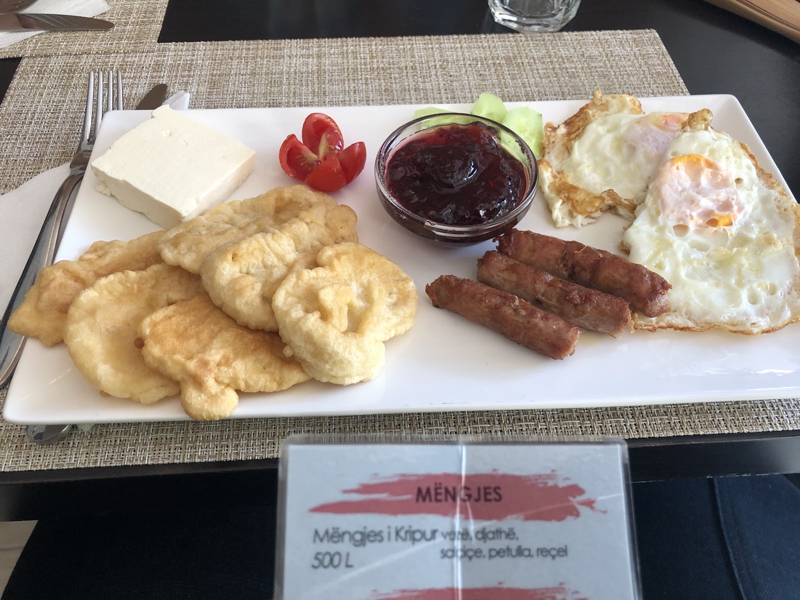 Bar Restorant Pastiçeri Besëlidhja