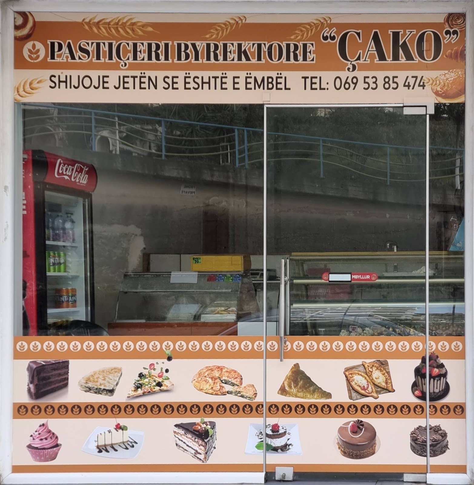 Pastiçeri Byrektore Çako