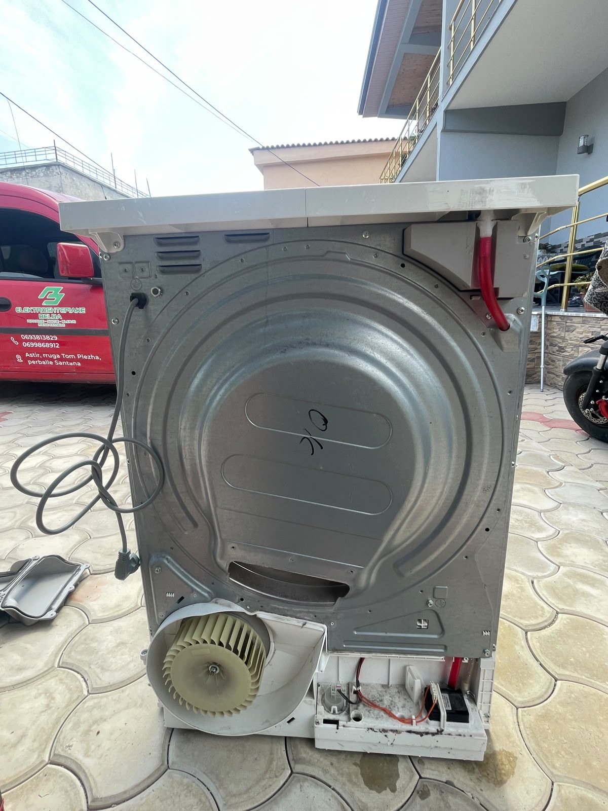 Dyqan dhe Servis Elektroshtepiakesh Belba 2