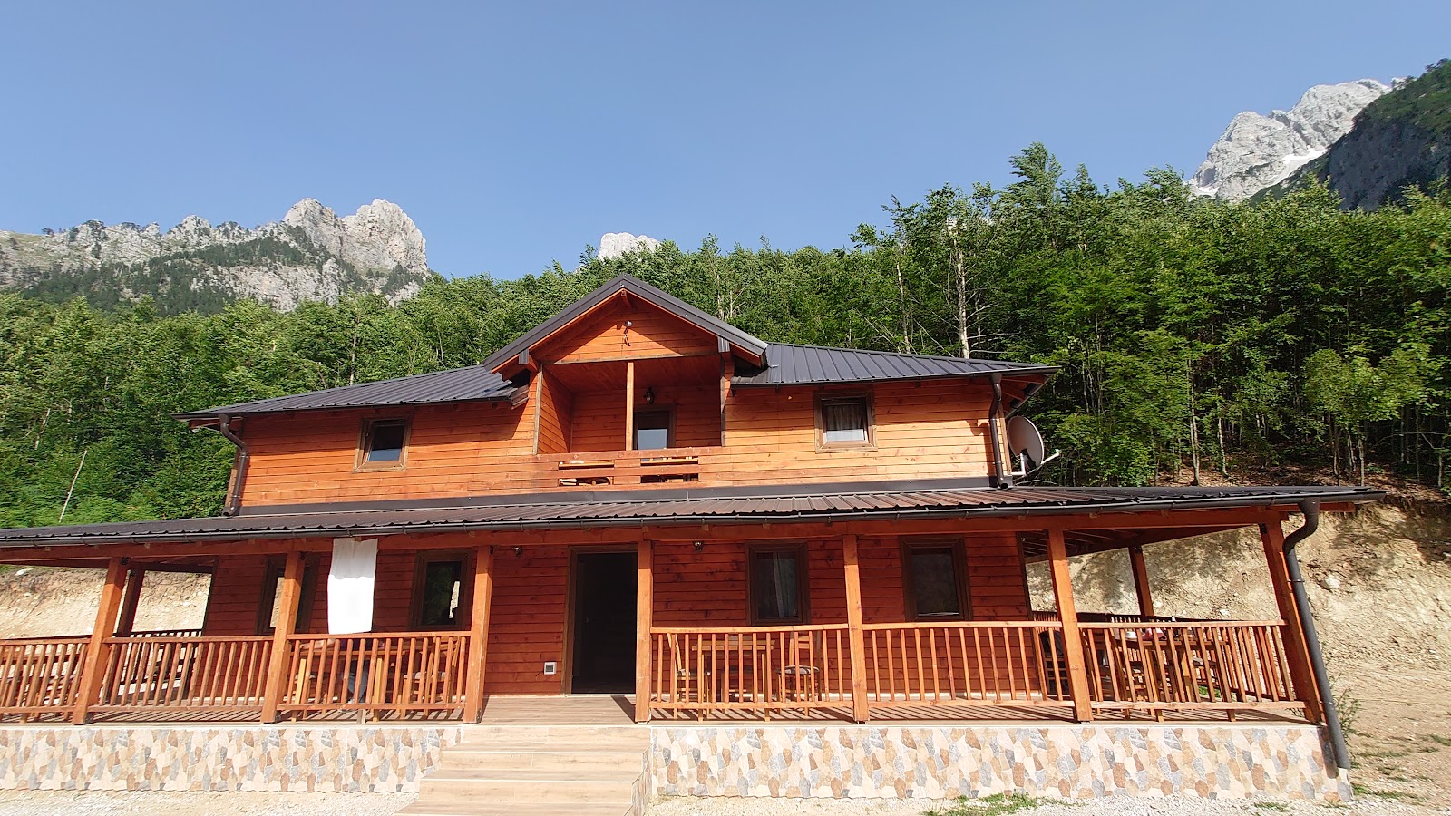 Bujtina Malaj