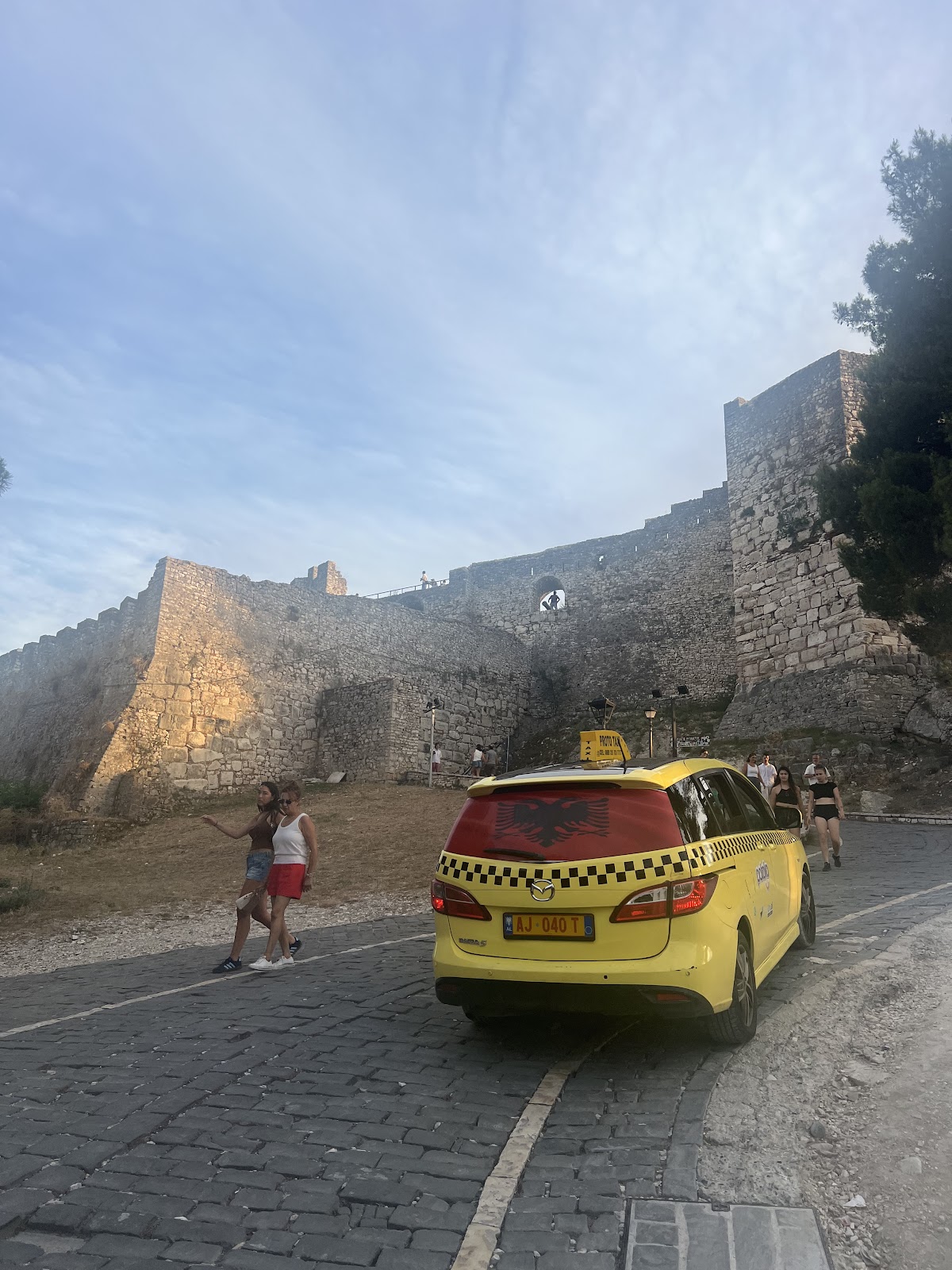 Proto Taxi