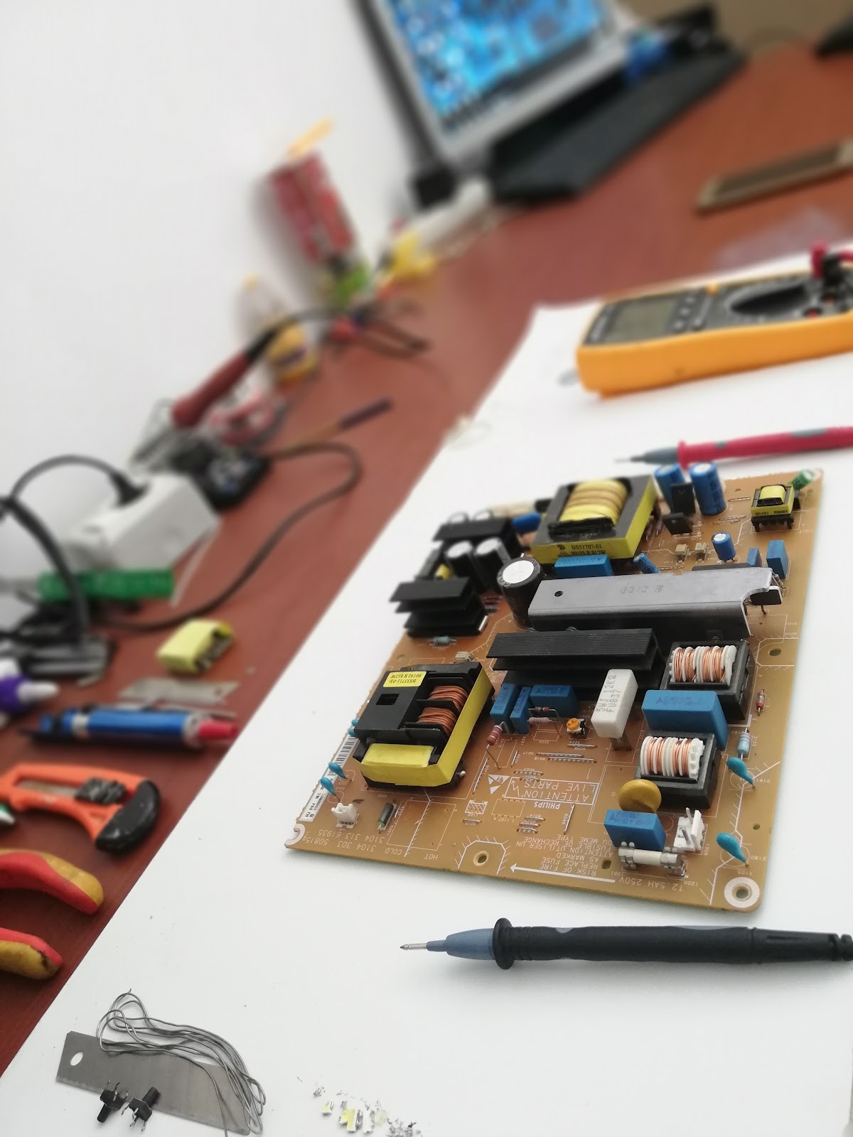 Servis Elektroshtëpiake (S.E.A)