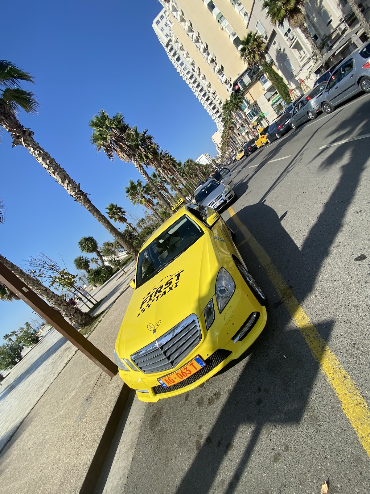 First Taxi Durrës