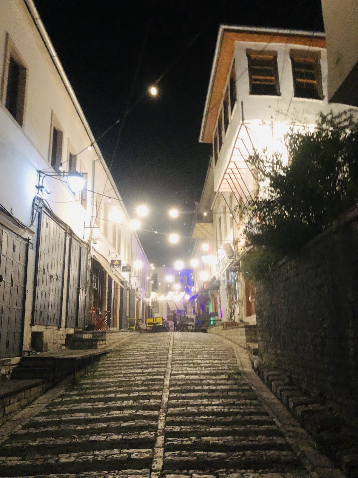 Ozze Albania