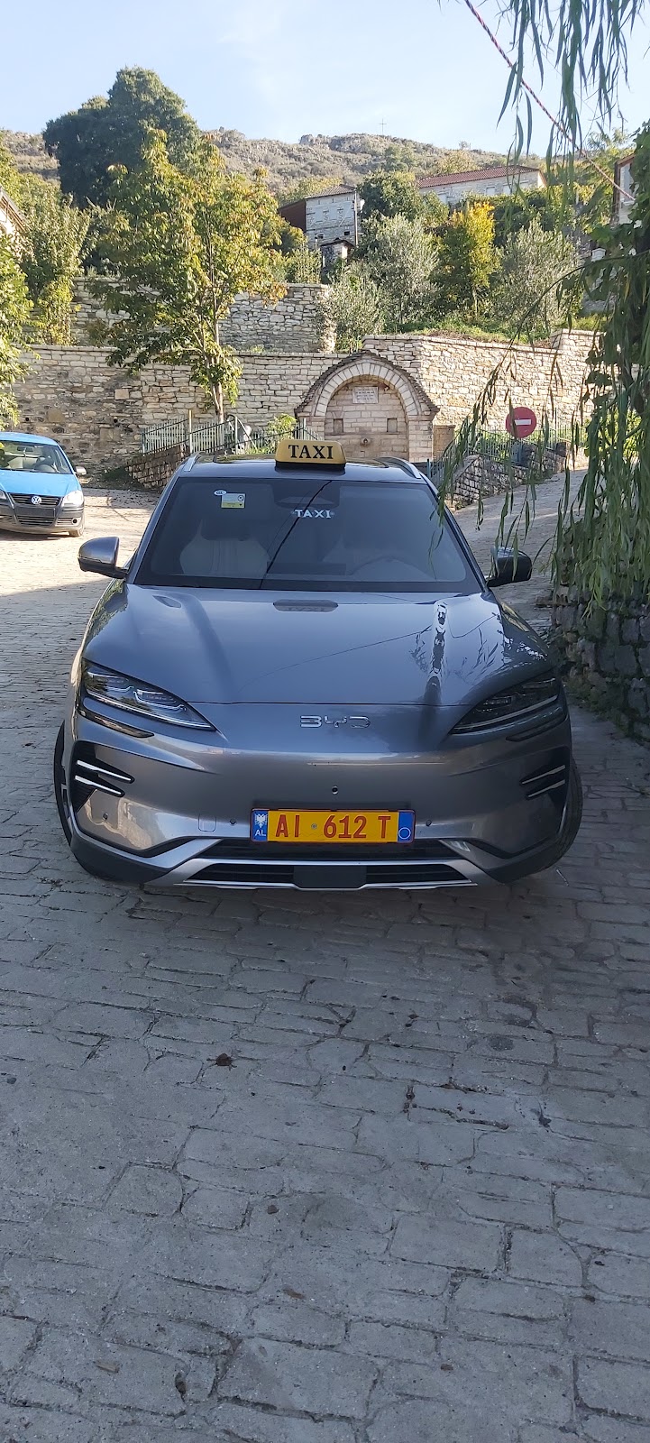 Taxi Gjirokaster Elmas