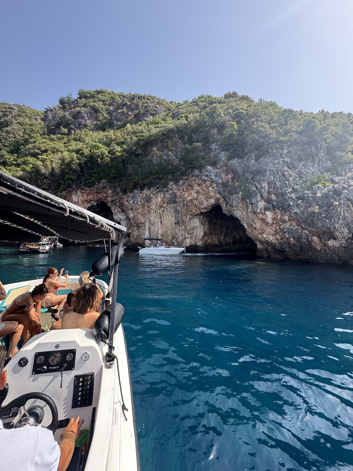 Himara Watertaxi - Boat trips Albania