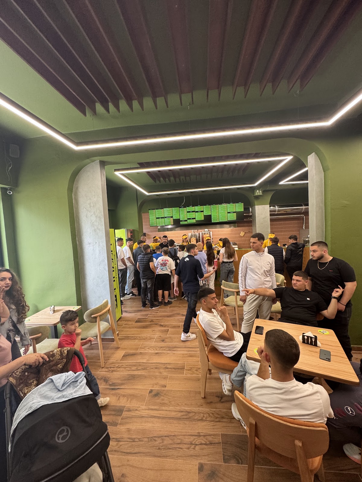 Piazza Food Zone