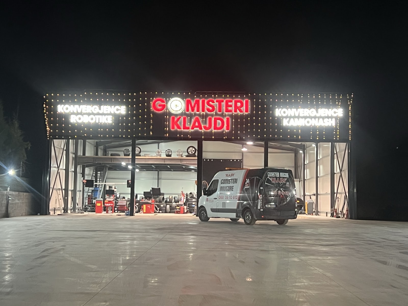 Gomisteri Klajdi & Gomisteri Rrugore