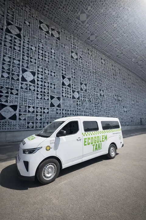 ECOGolem Taxi
