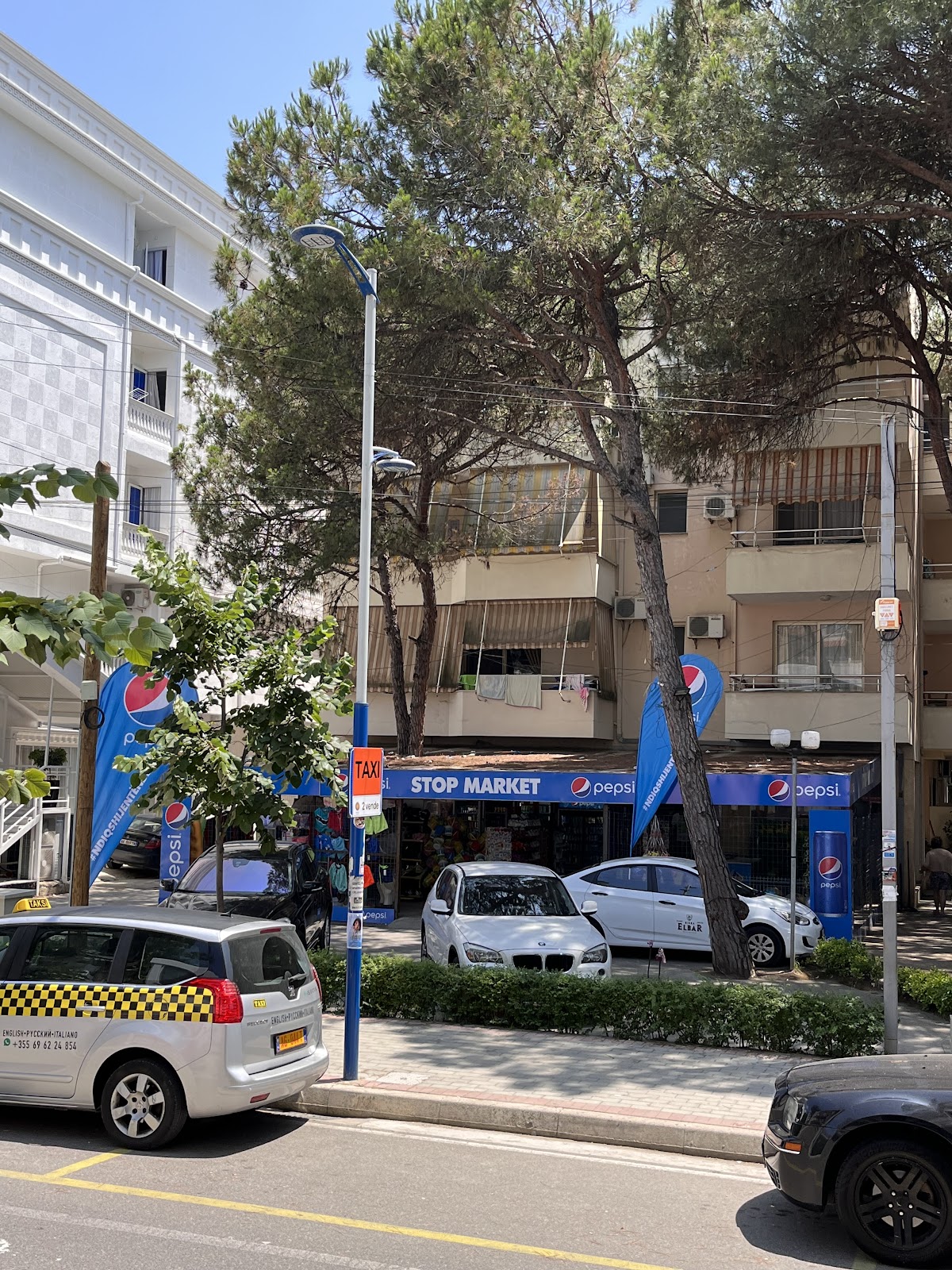 Taxi Ani Mali Robit Golem