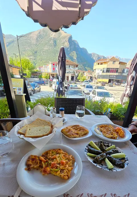 "Te Avllia" Guesthouse & Restaurant