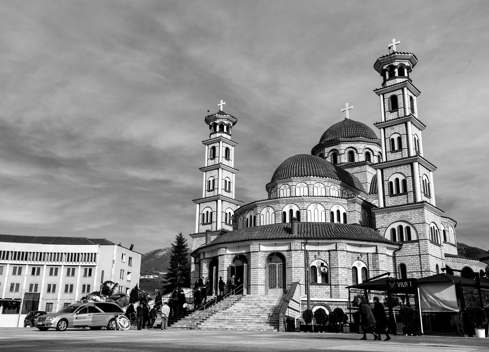 Funeral Home Brilant Korçë - Agjensi shtepi funerale
