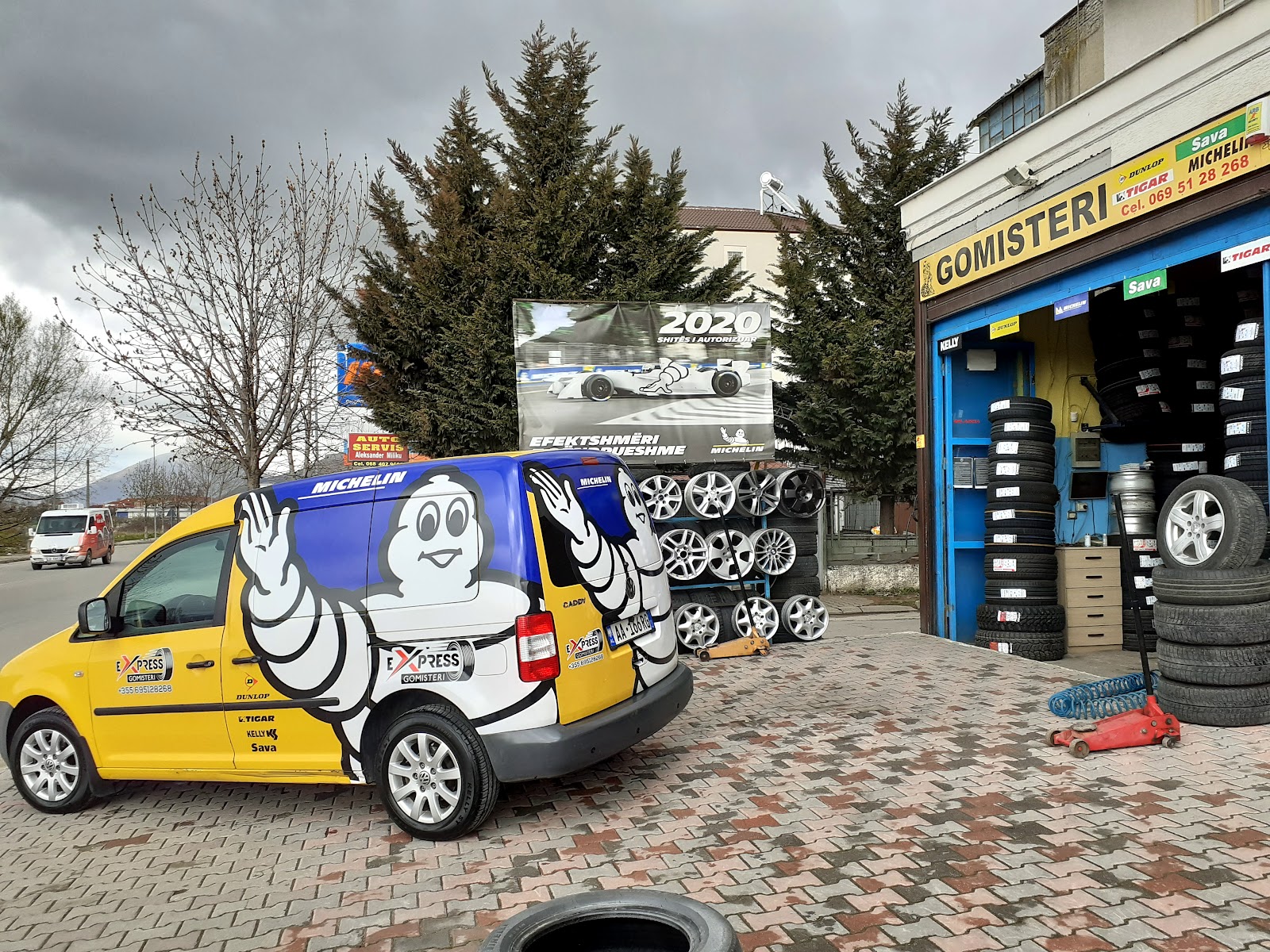 Gomisteri Express "Nardi"