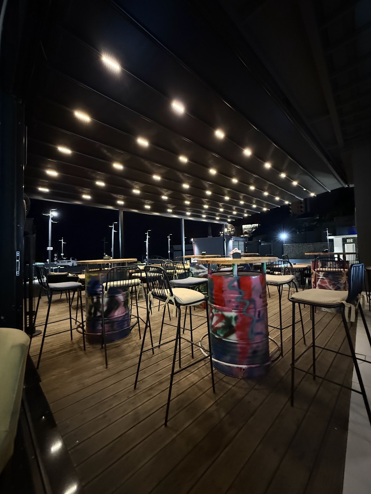 Hysen Park Krujë Bar Restaurant