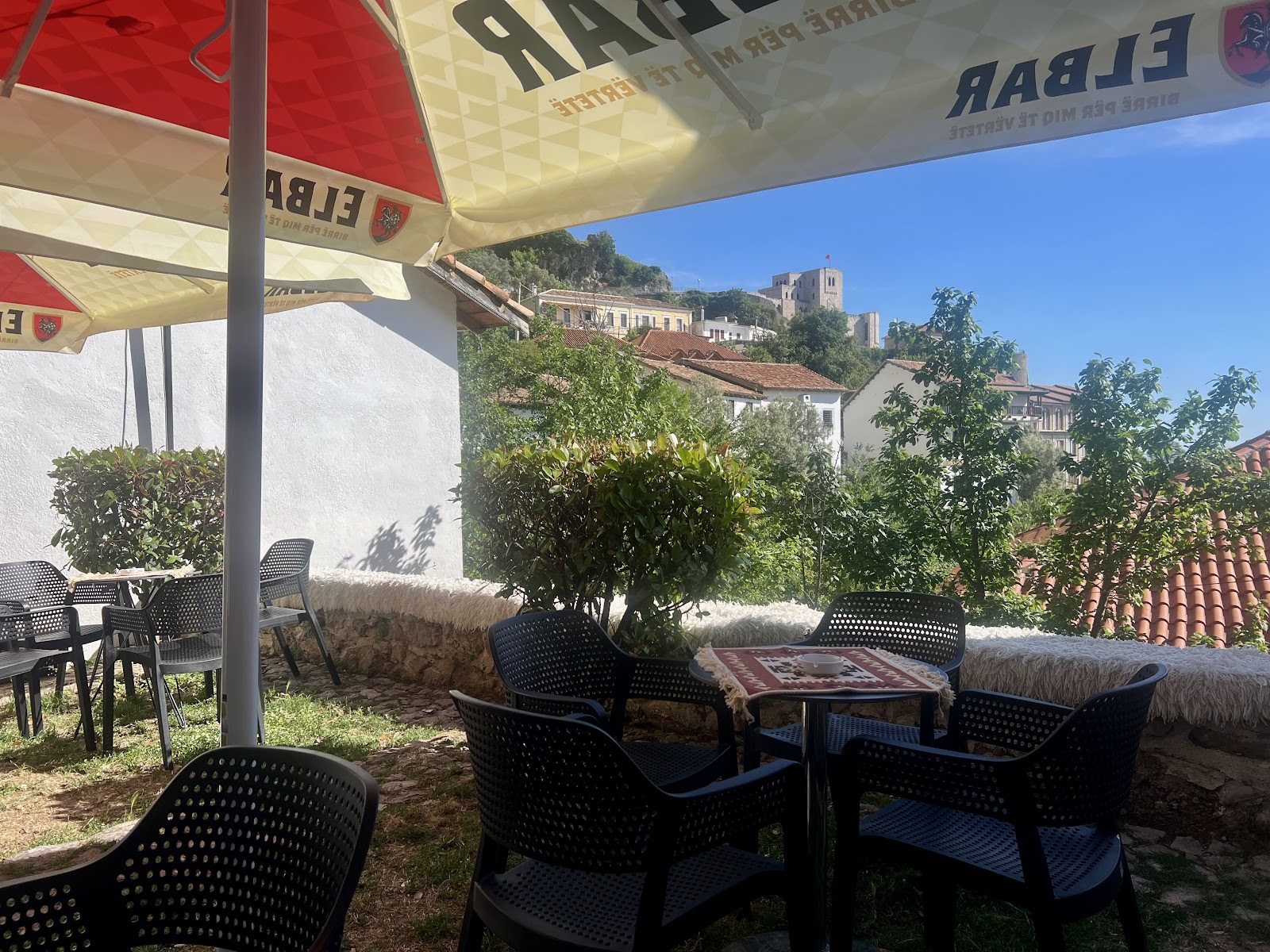 Black Eagle Bar