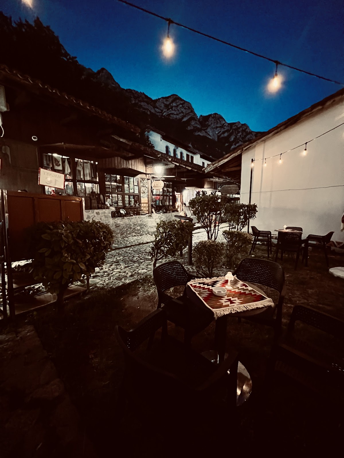 Black Eagle Bar