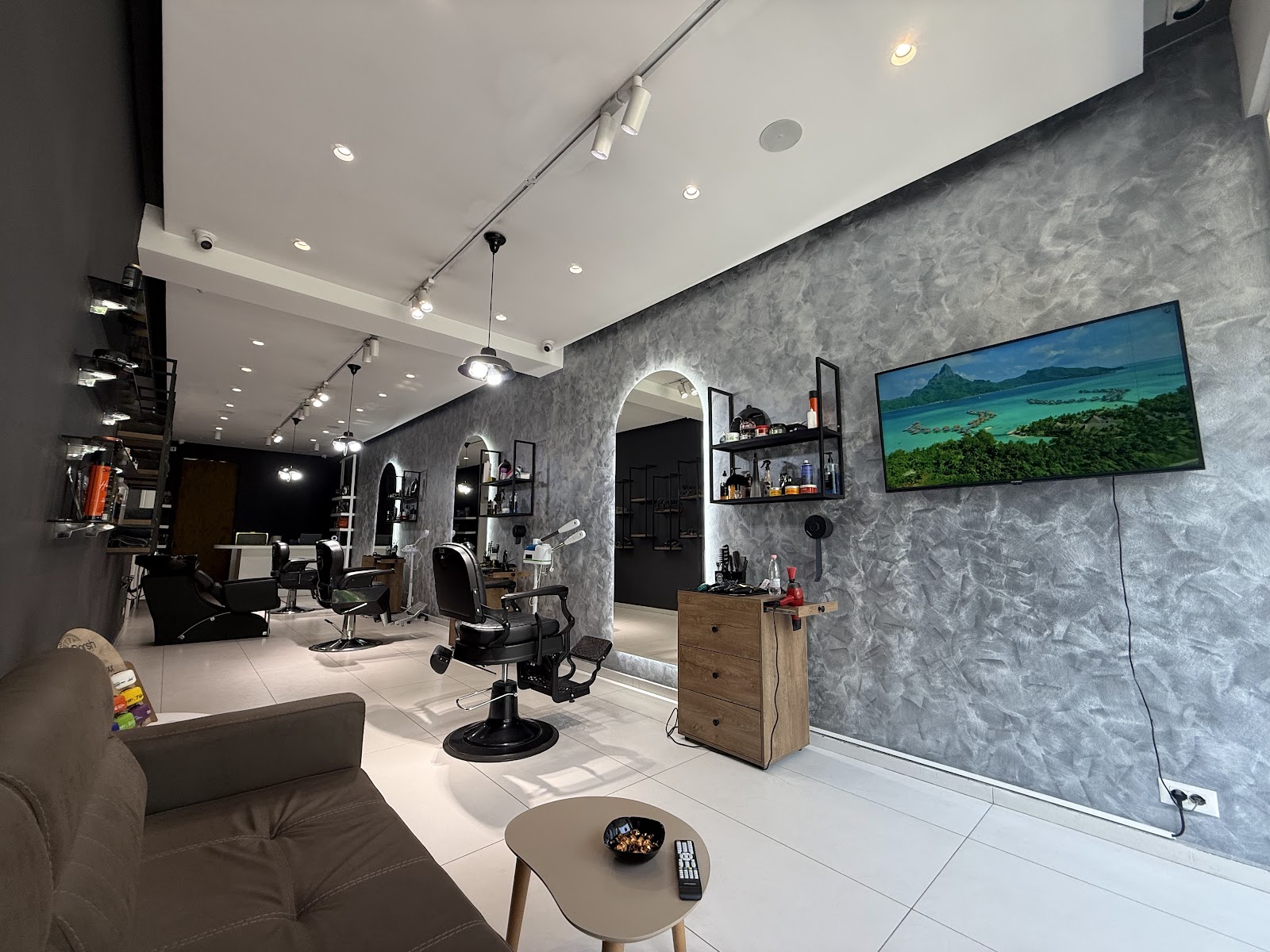 Xhulio Barber House