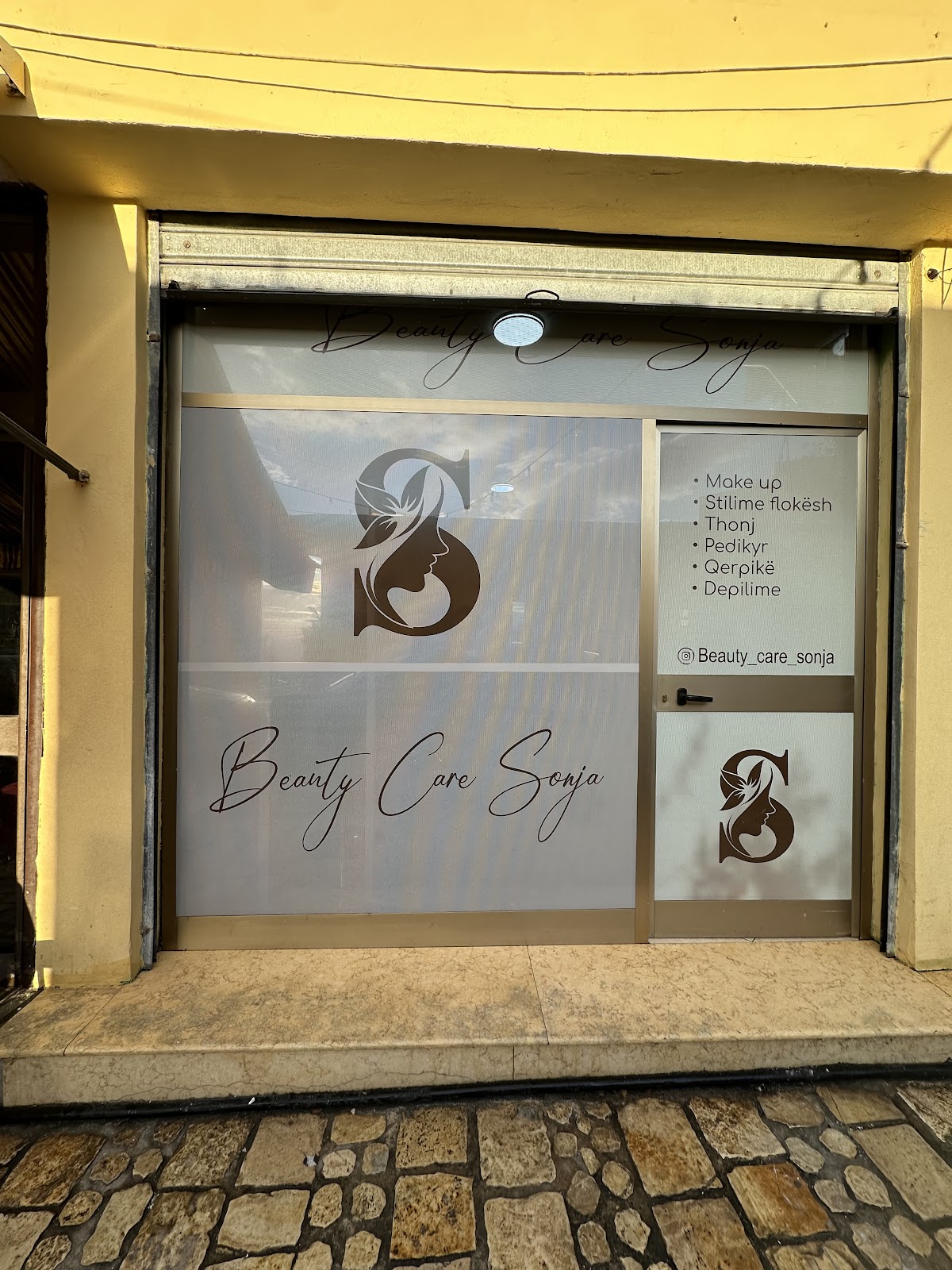 Beauty Care Sonja