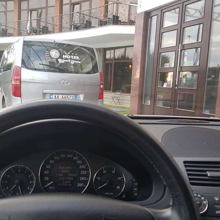 Taxi Service Kruja