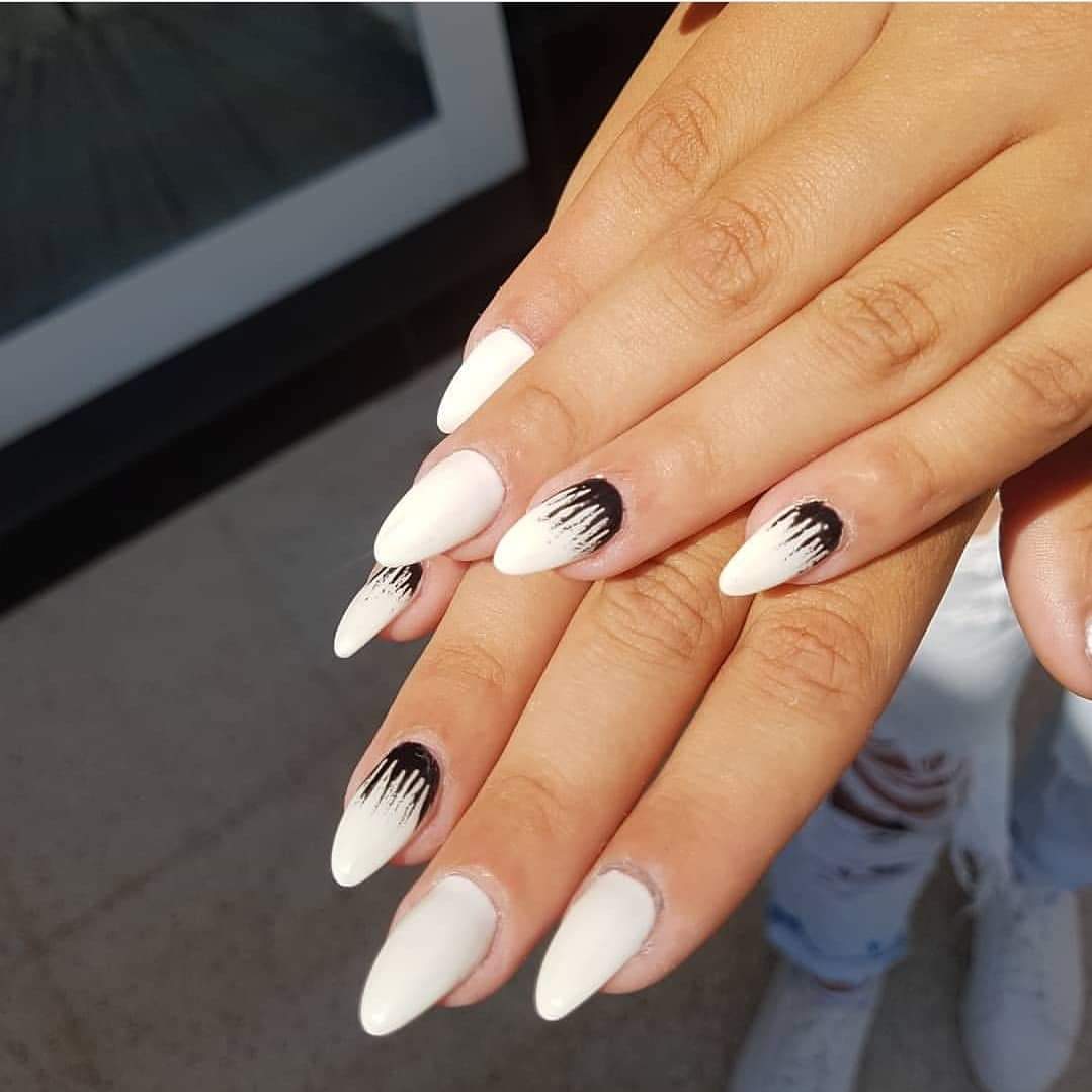 Ema Salon