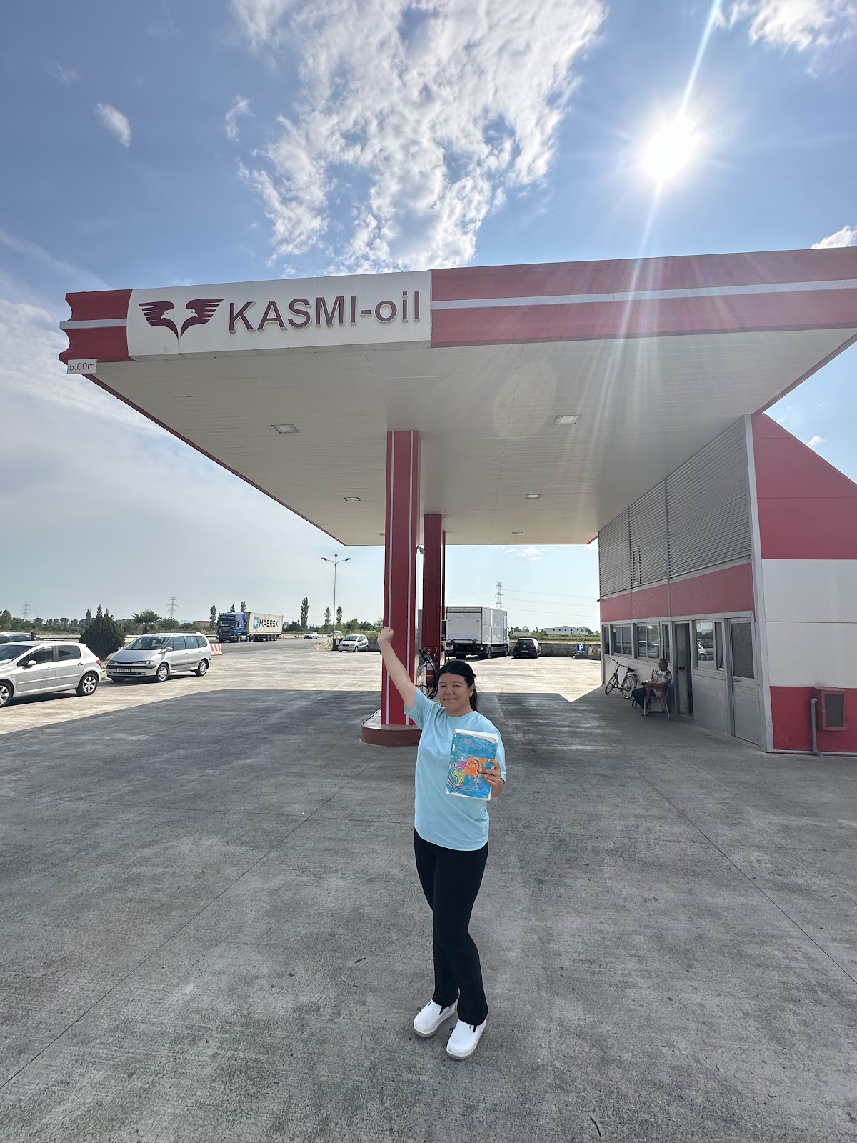 Kasmi Oil & Gomisteri