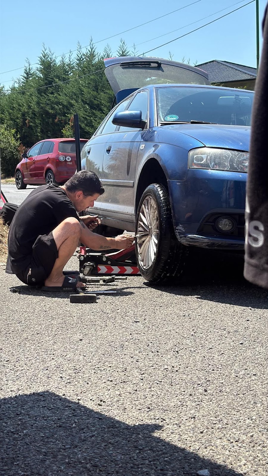Gomisteri Rrugore Genti Lezhe( Tire Service)