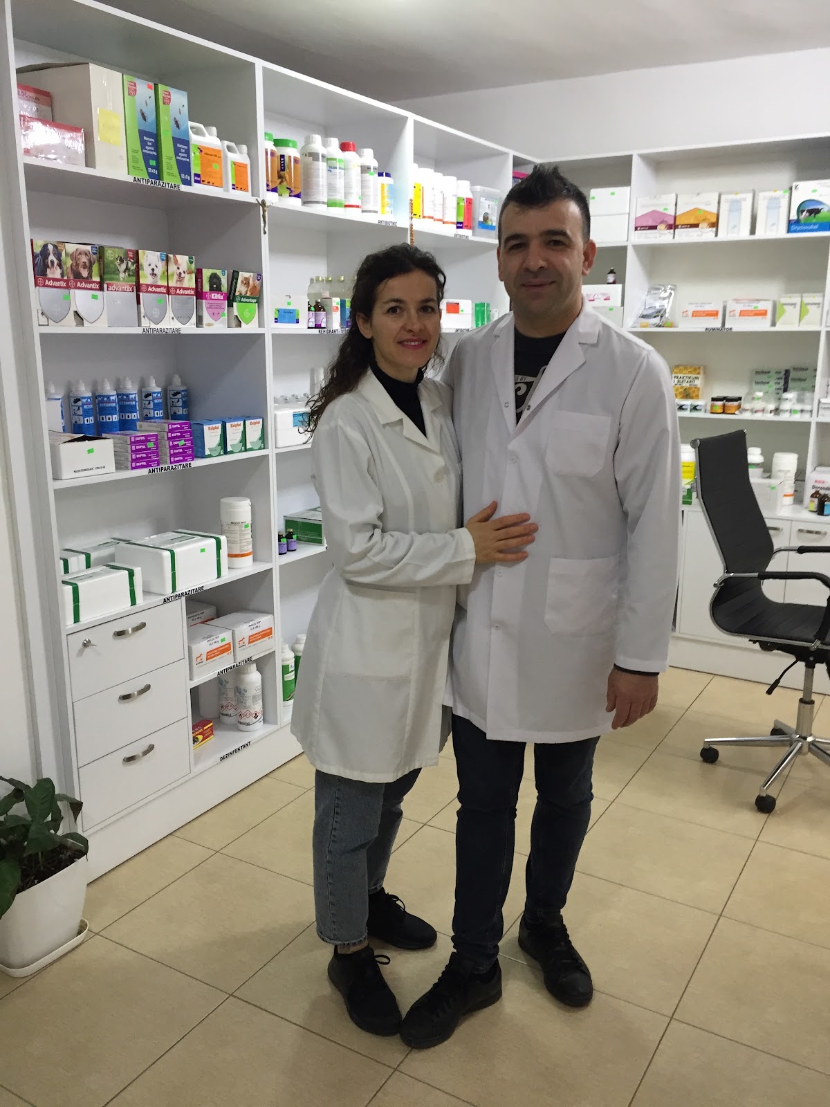 Farmaci & Klinikë Veterinare Makaj