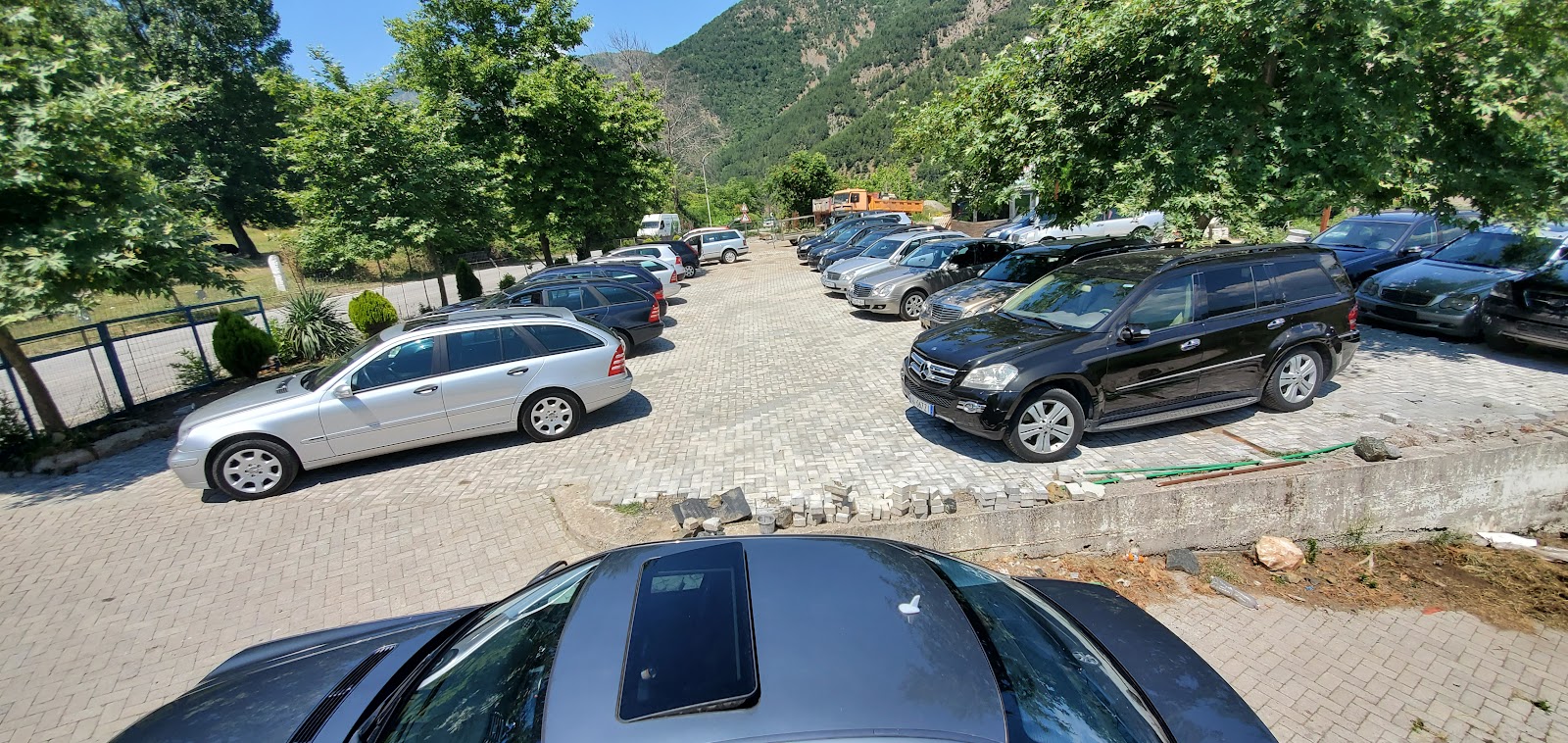 Auto Blevdi (Car Rental & Car Dealer)