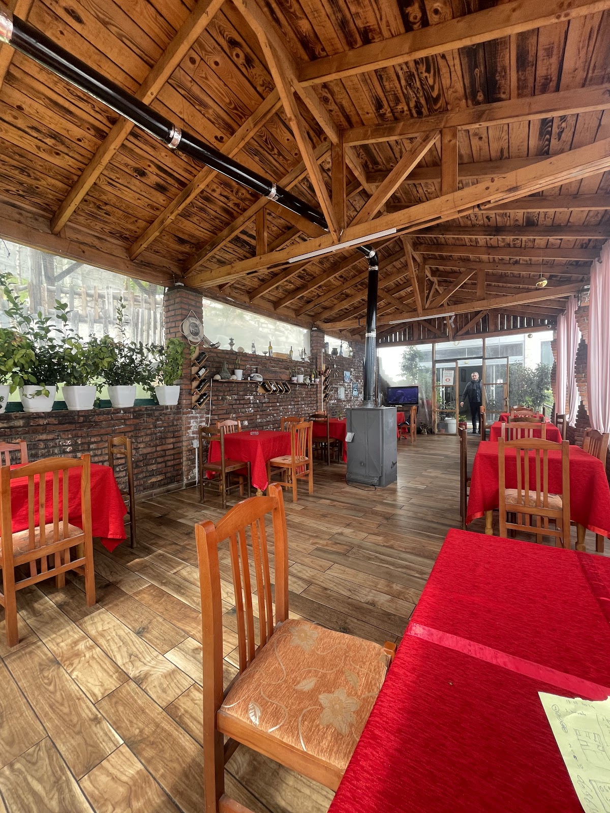 Frogs House Hotel&Restorant Slow Food