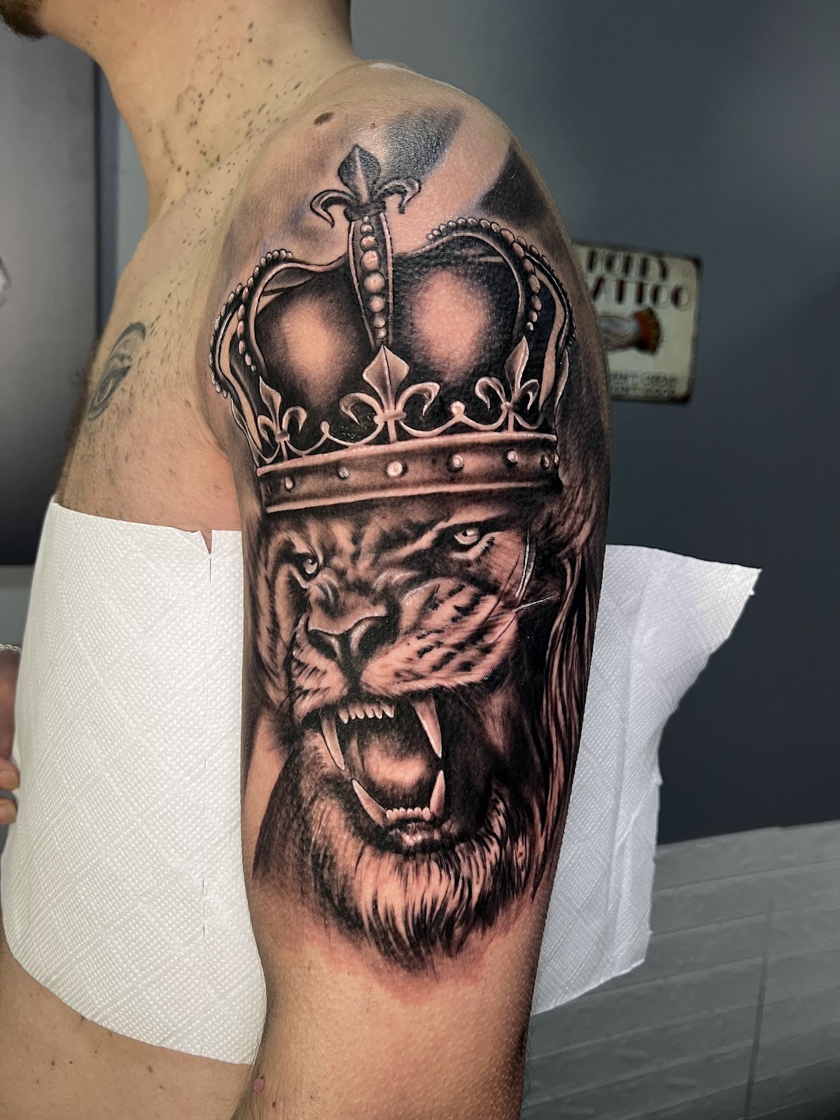 Studio tattoo