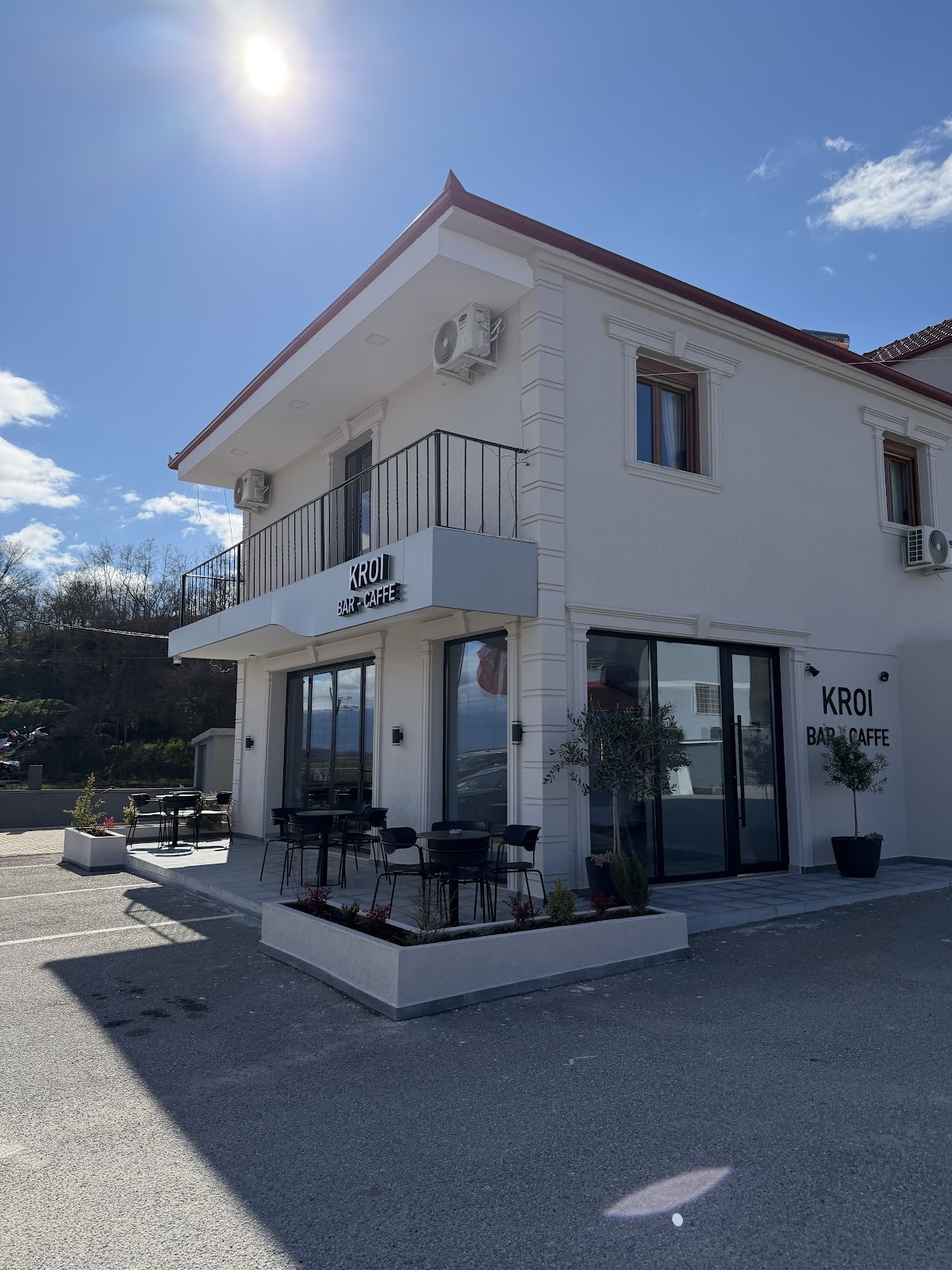 Kroi Hotel