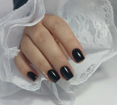 Kleada_nails