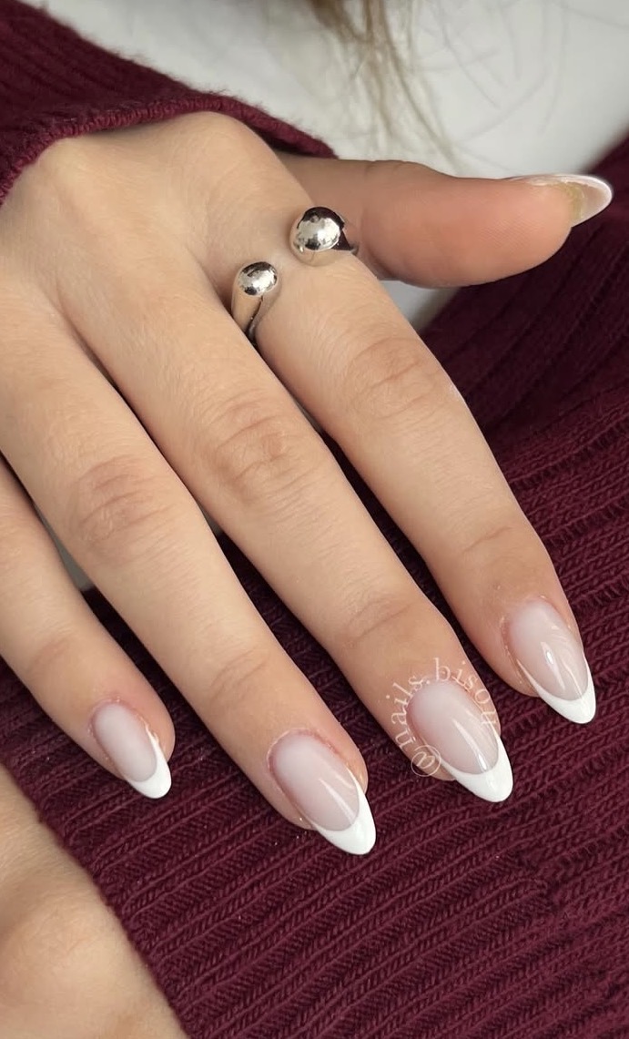 Nail’s Bisou