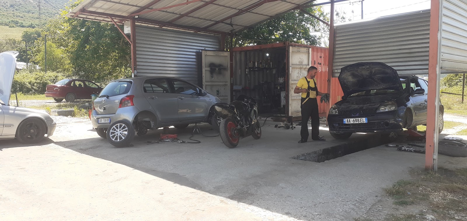 Gomisteri Servis Landi