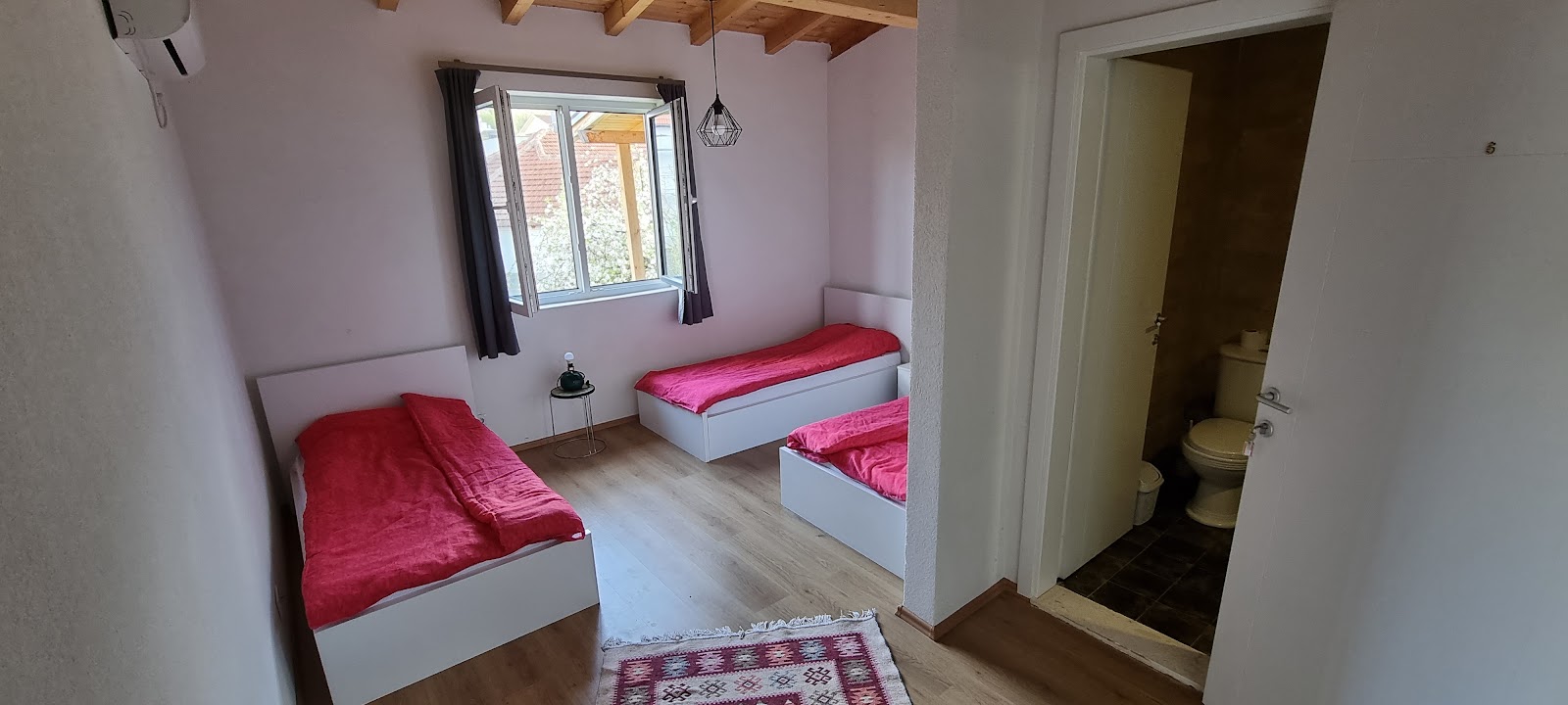 Bora Guest House
