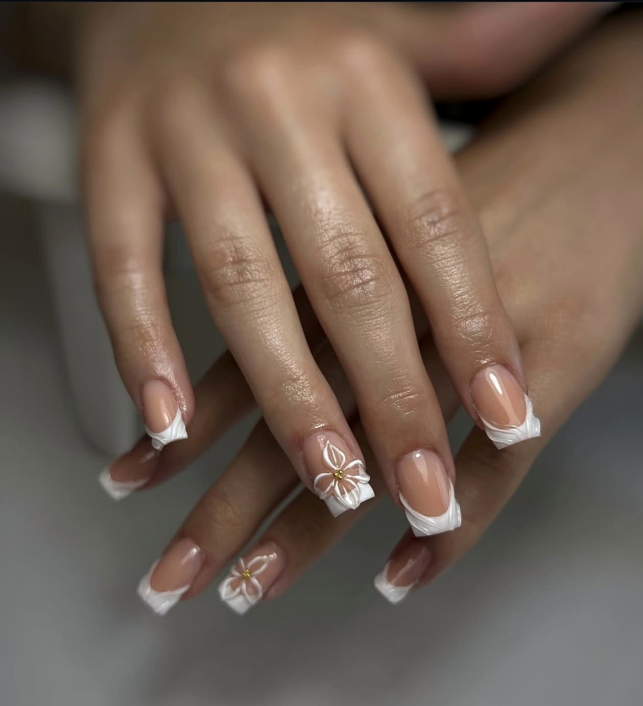 Nails Thoni